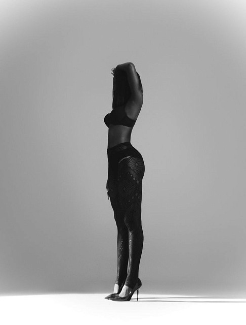 Девушка массажистка Виолетта, салон Element