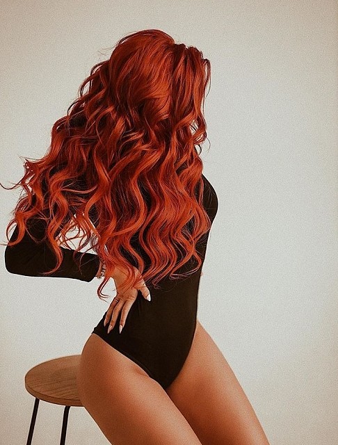 Девушка массажистка Мелисса, салон Element